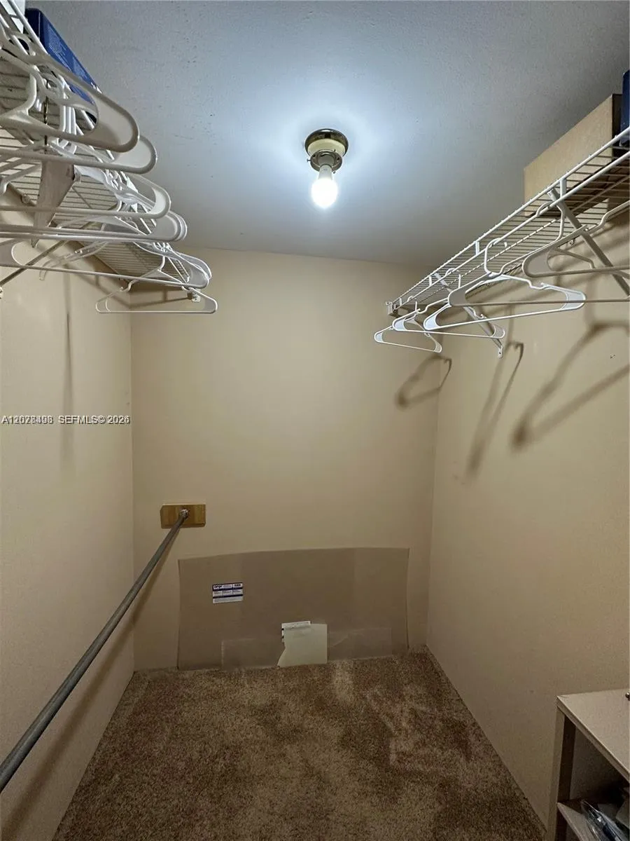 2741 Taft St #212 Hollywood, FL 33020