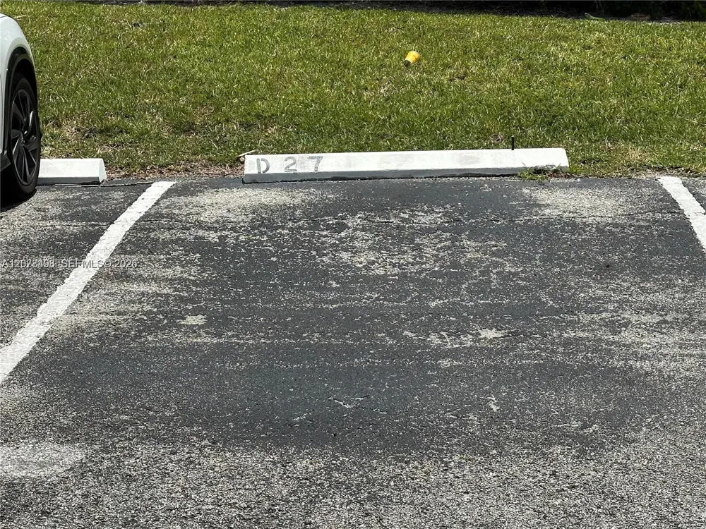 2741 Taft St #212 Hollywood, FL 33020