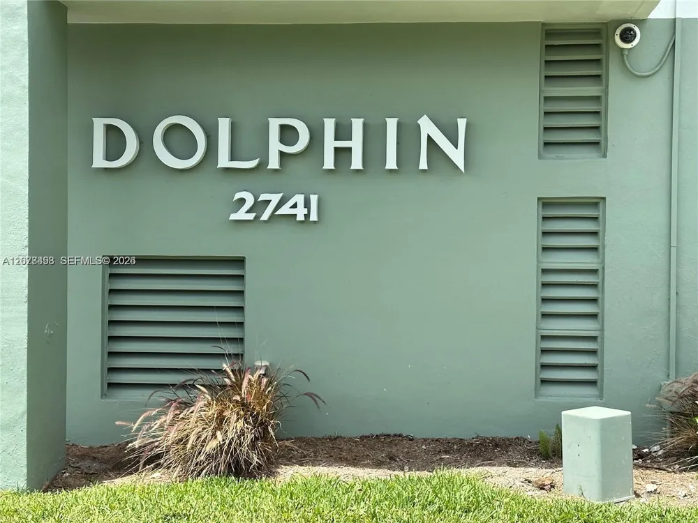 2741 Taft St #212 Hollywood, FL 33020