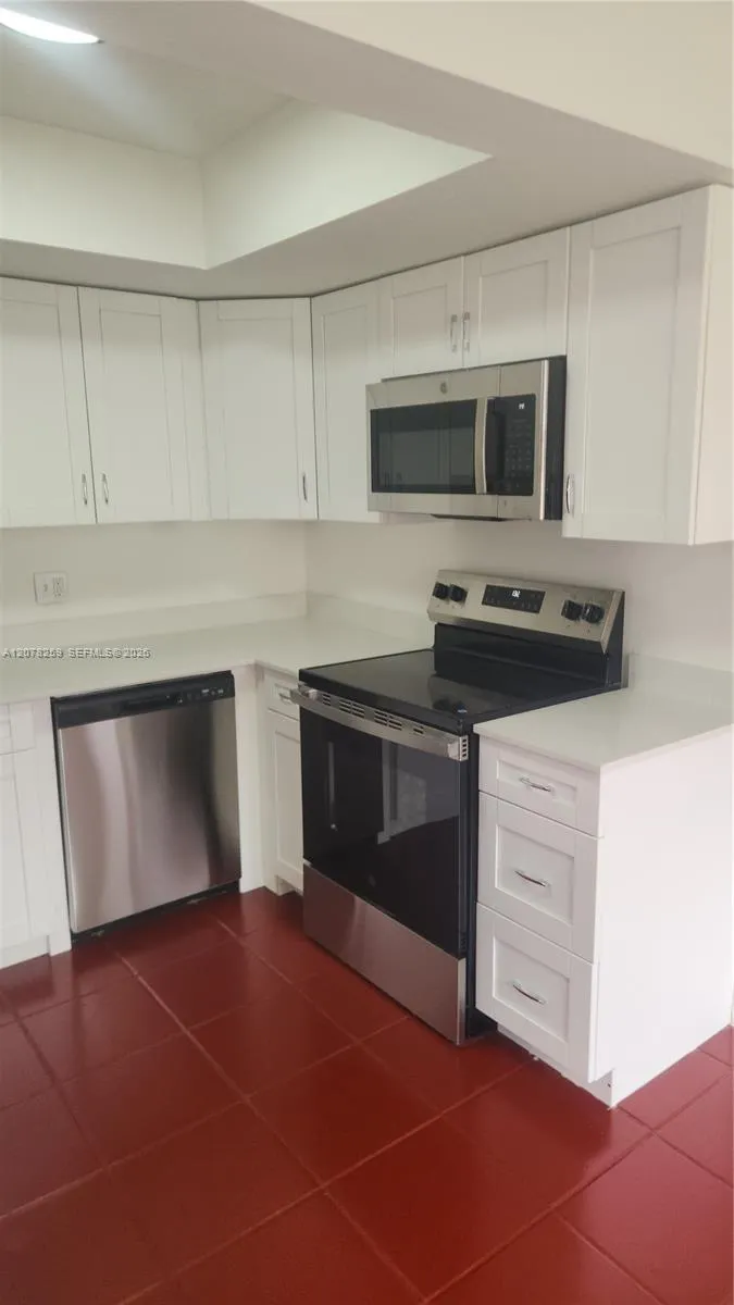 2138 NW 57th Ave #13-C Lauderhill, FL 33313