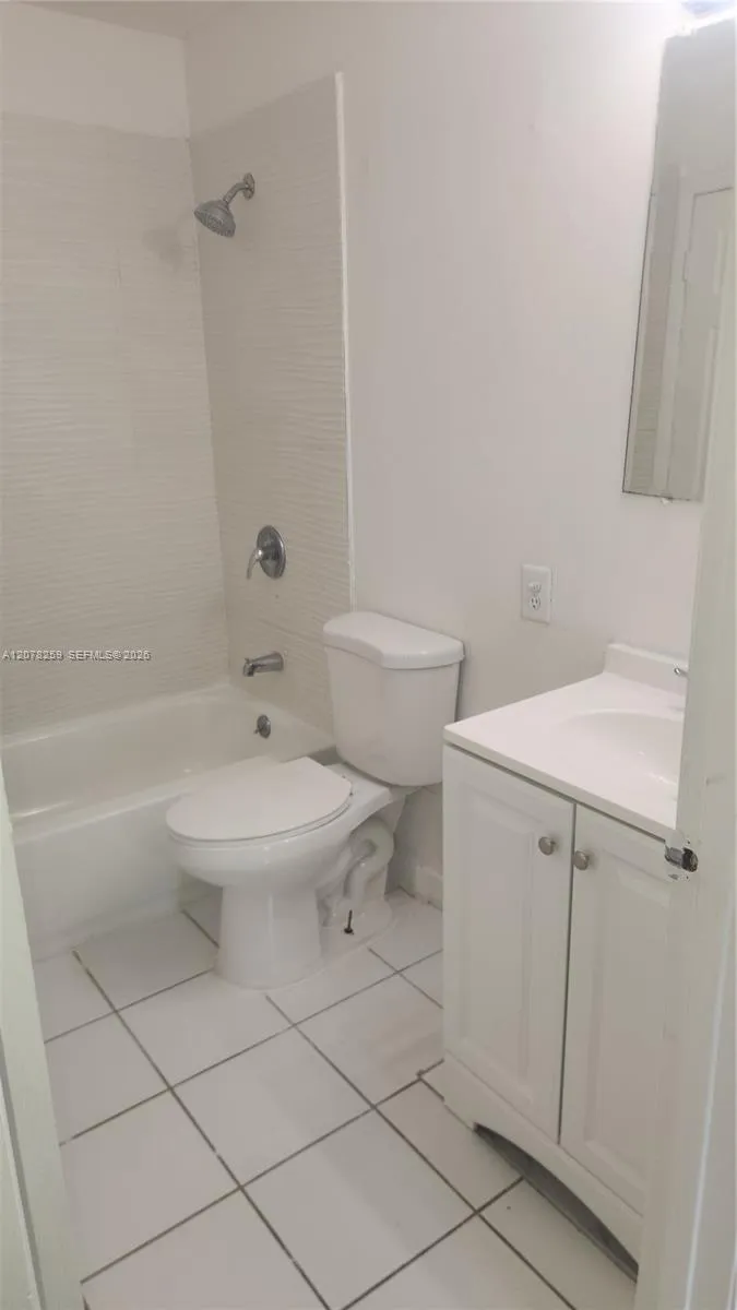 2138 NW 57th Ave #13-C Lauderhill, FL 33313