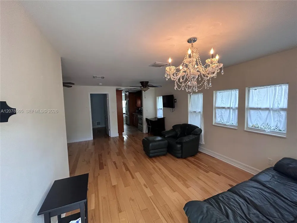 413 S K St Lake Worth, FL 33460