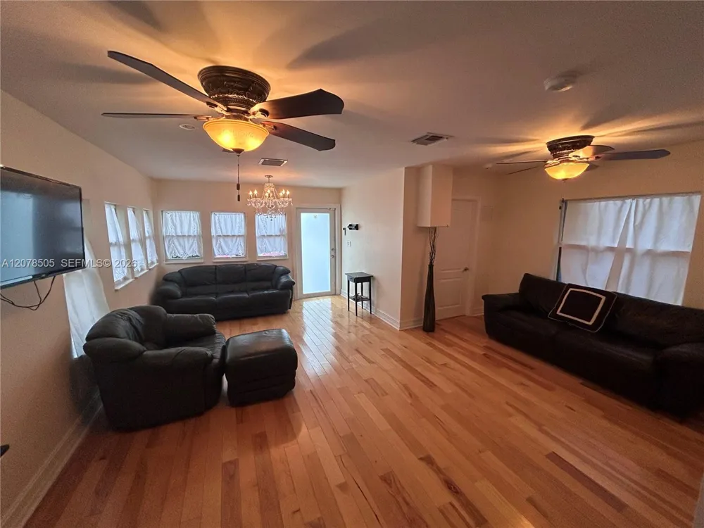 413 S K St Lake Worth, FL 33460