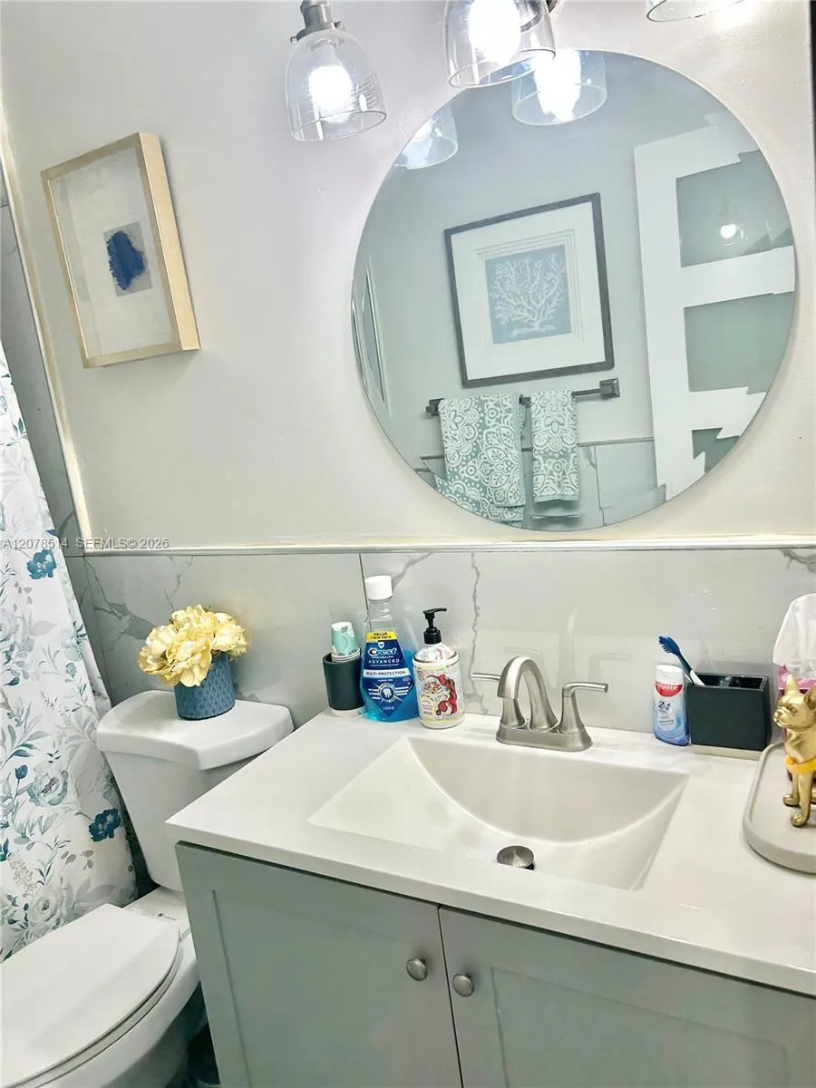 9835 Riverside Dr #7-39 Coral Springs, FL 33071