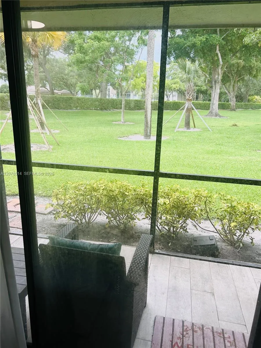 9835 Riverside Dr #7-39 Coral Springs, FL 33071