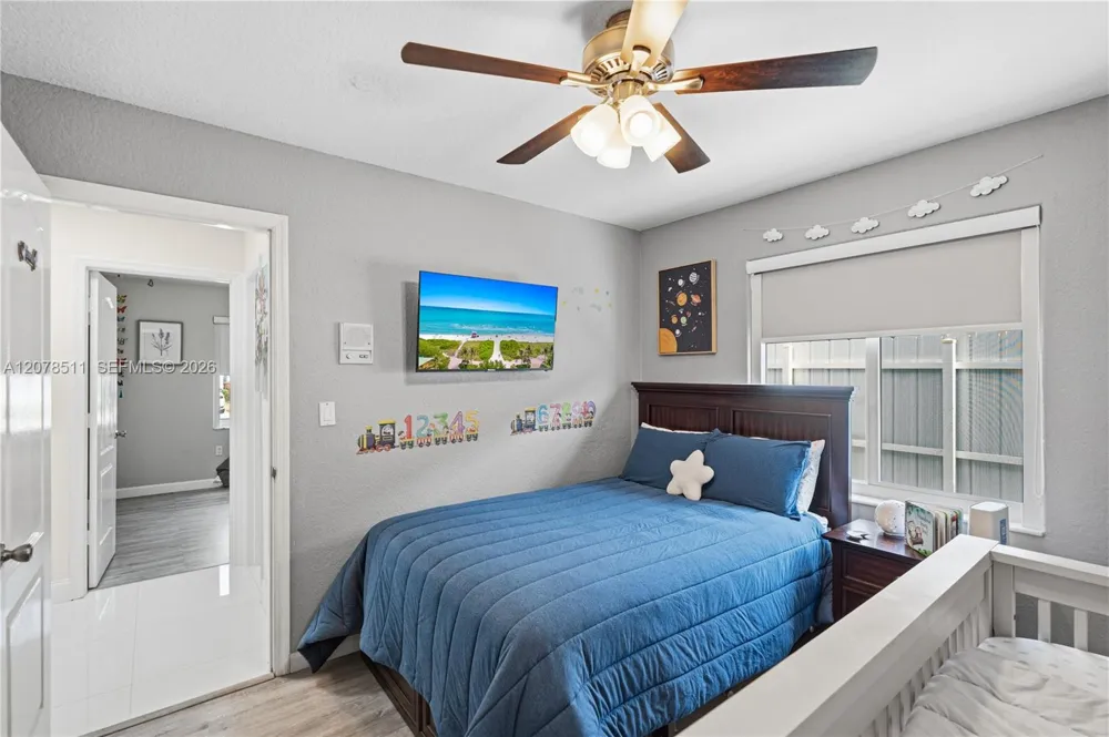 7456 W 34th Ln Hialeah, FL 33018