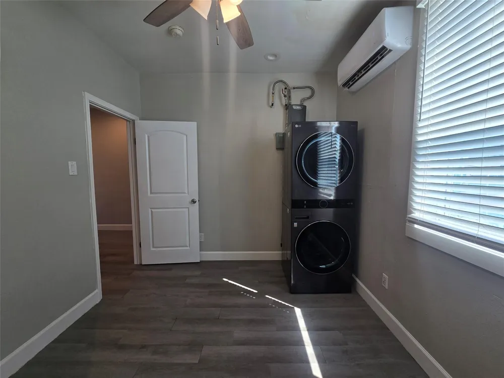 614 35th Street #3 Galveston, TX 77550