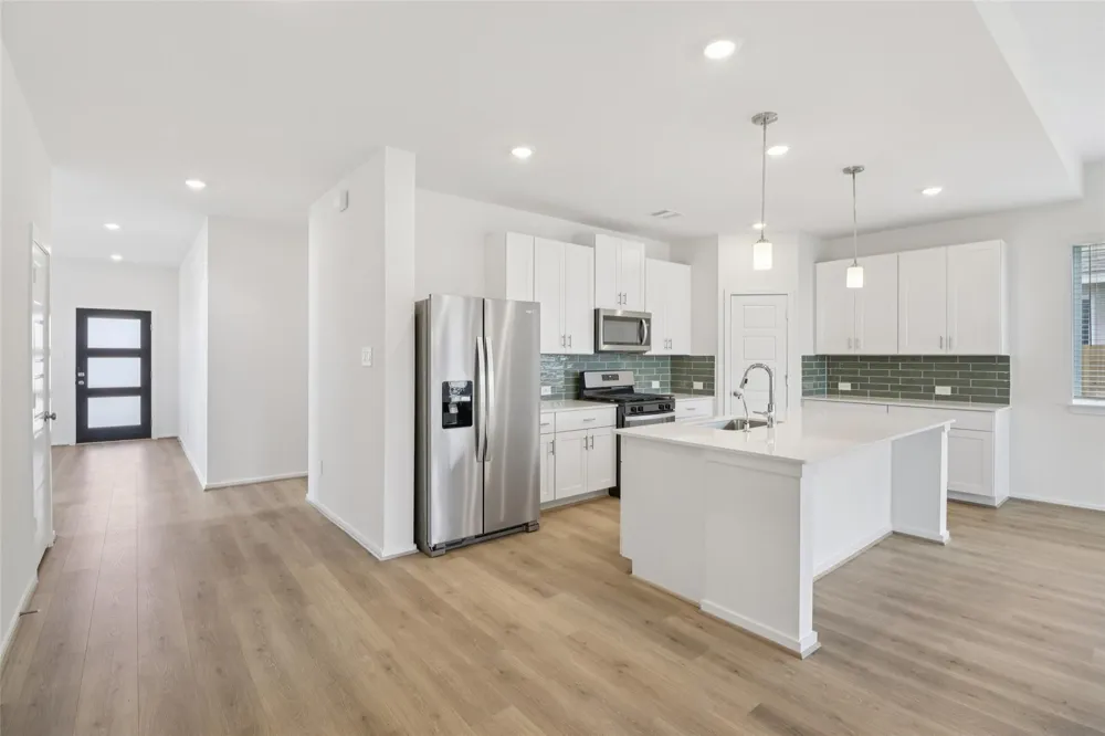 5217 Redbud Valley Drive Pearland, TX 77584