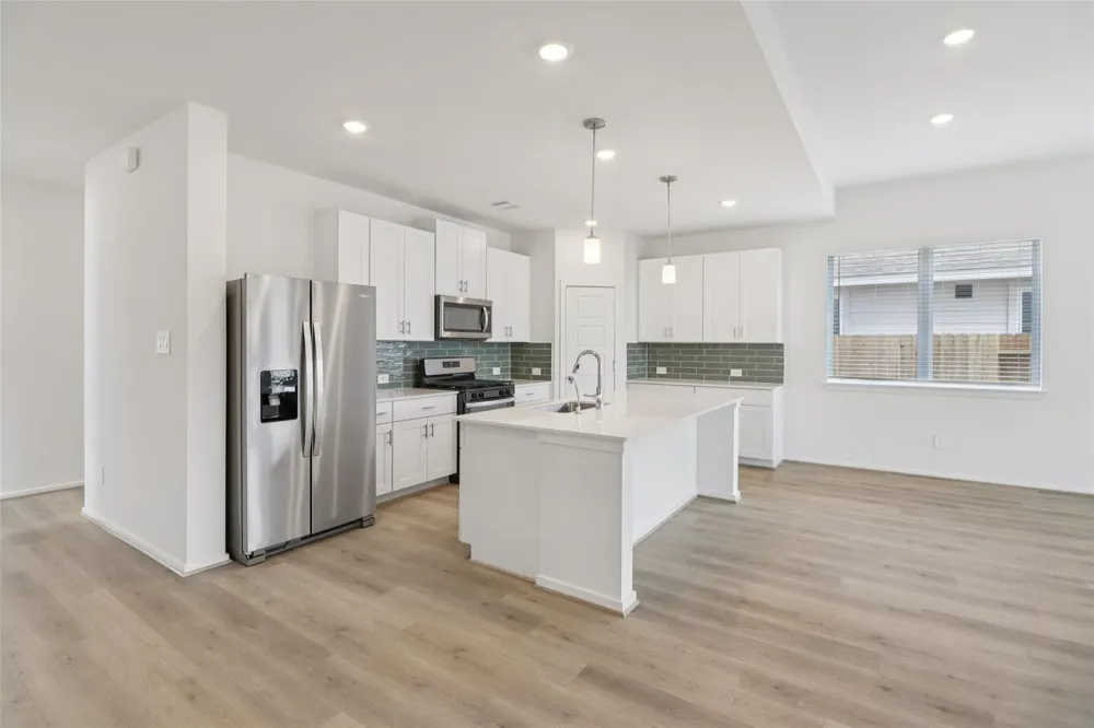 5217 Redbud Valley Drive Pearland, TX 77584