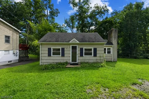 62 S Cherry Rd