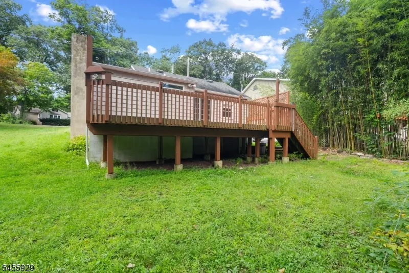 62 S Cherry Rd Jefferson, NJ 07849