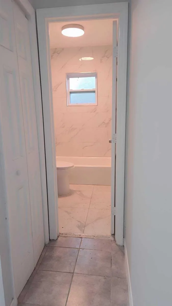 621 NW 5th Avenue #Unit 4 Pompano Beach, FL 33060