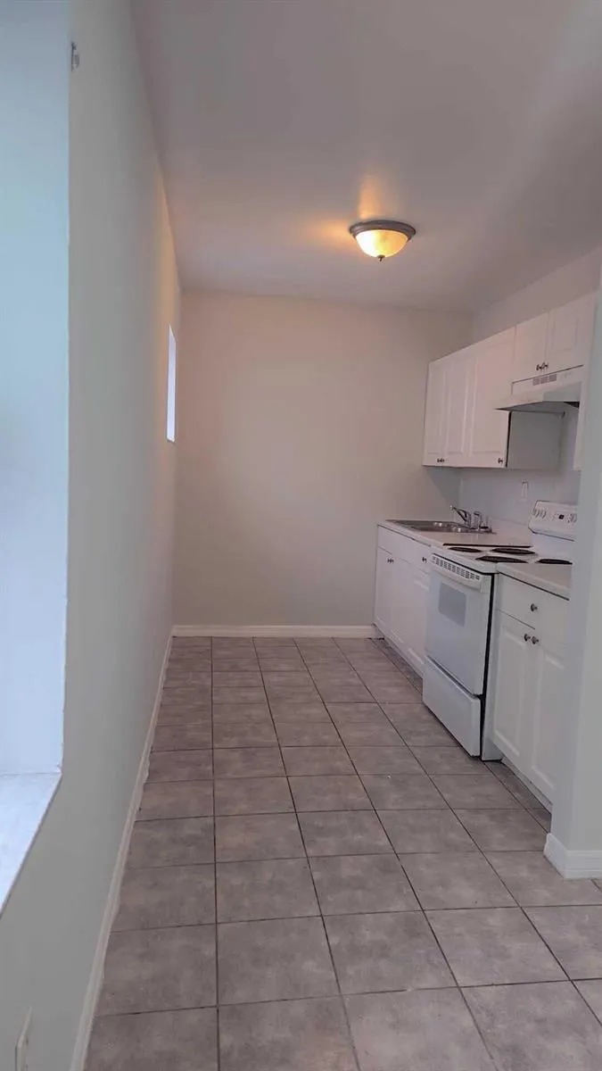 621 NW 5th Avenue #Unit 4 Pompano Beach, FL 33060