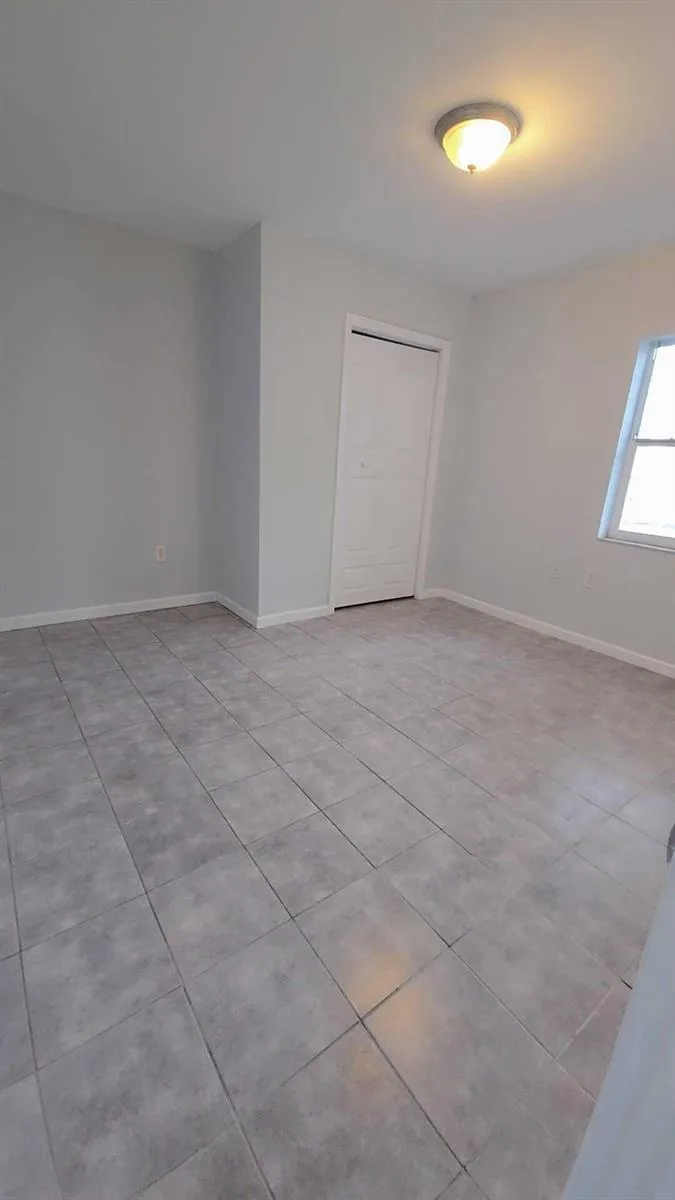 621 NW 5th Avenue #Unit 3 Pompano Beach, FL 33060
