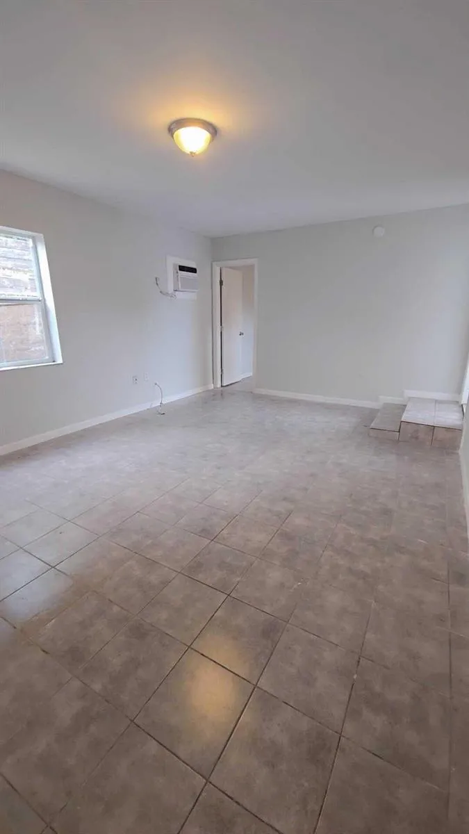 621 NW 5th Avenue #Unit 3 Pompano Beach, FL 33060