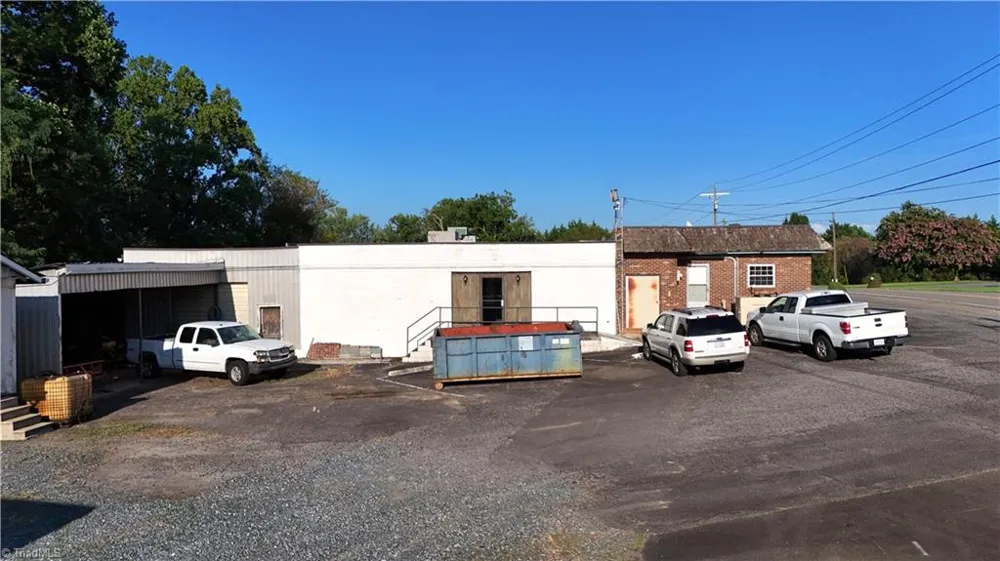 1314 Old US Highway 601 Mount Airy, NC 27030