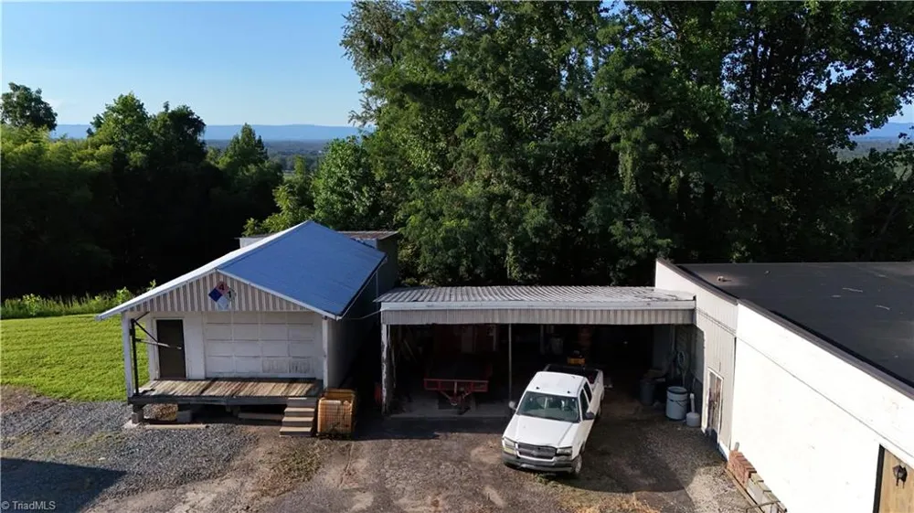 1314 Old US Highway 601 Mount Airy, NC 27030