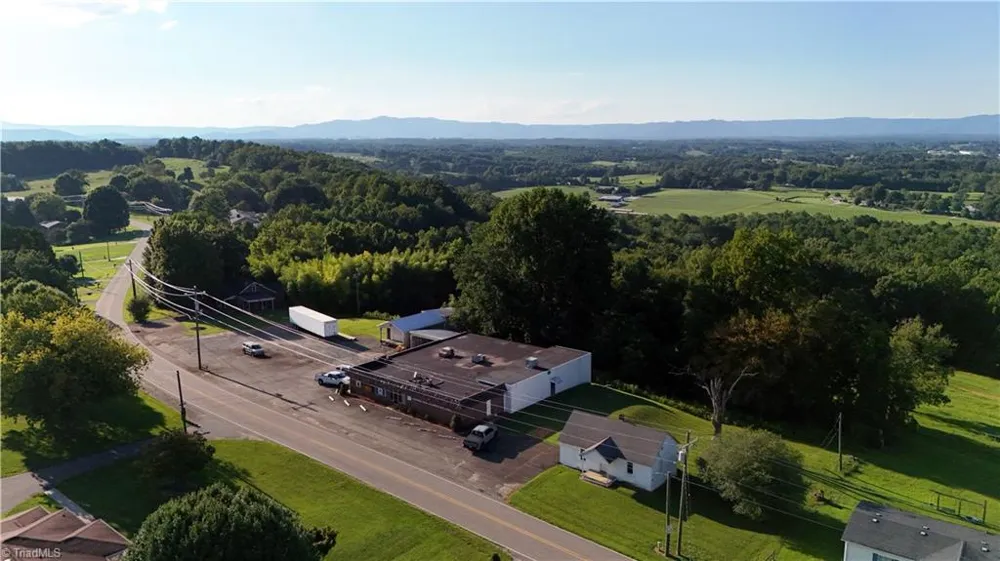 1314 Old US Highway 601 Mount Airy, NC 27030