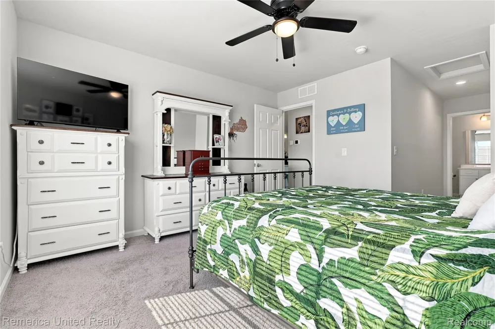 2881 Jordan River Drive Handy Township, MI 48836