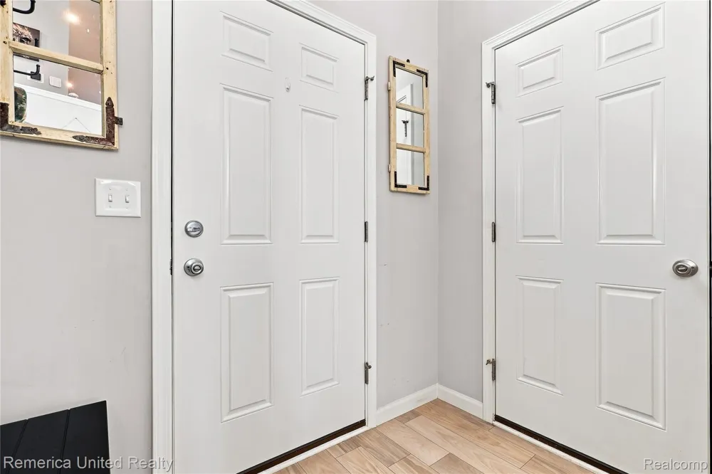 2881 Jordan River Drive Handy Township, MI 48836