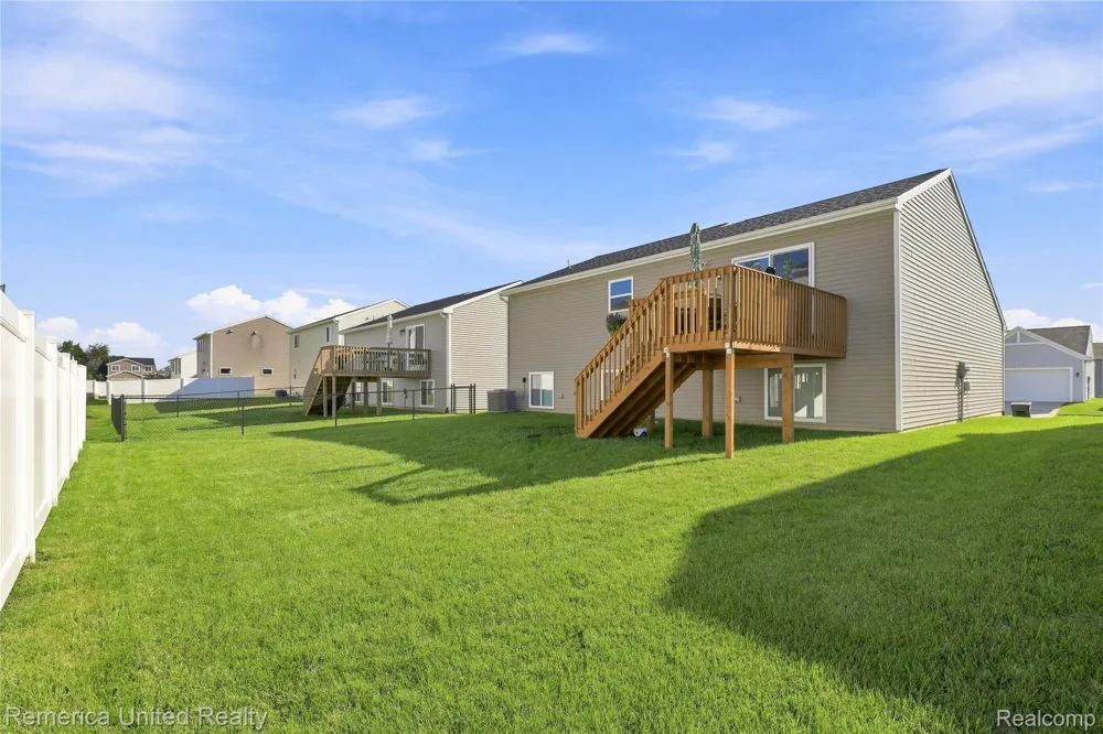 2881 Jordan River Drive Handy Township, MI 48836