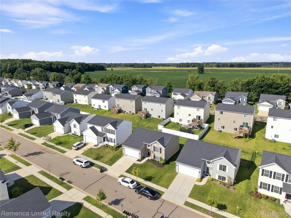 2881 Jordan River Drive Handy Township, MI 48836