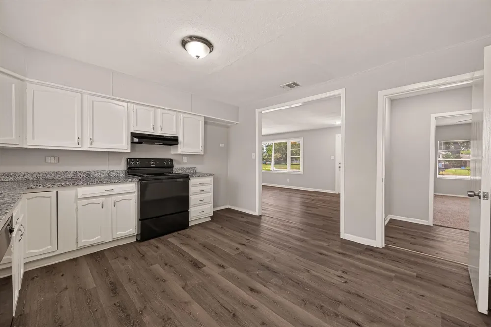 2422 Florence Street La Marque, TX 77568
