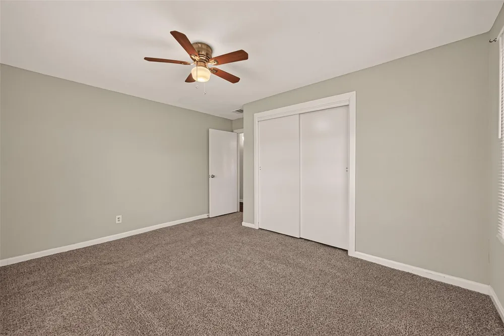 2422 Florence Street La Marque, TX 77568
