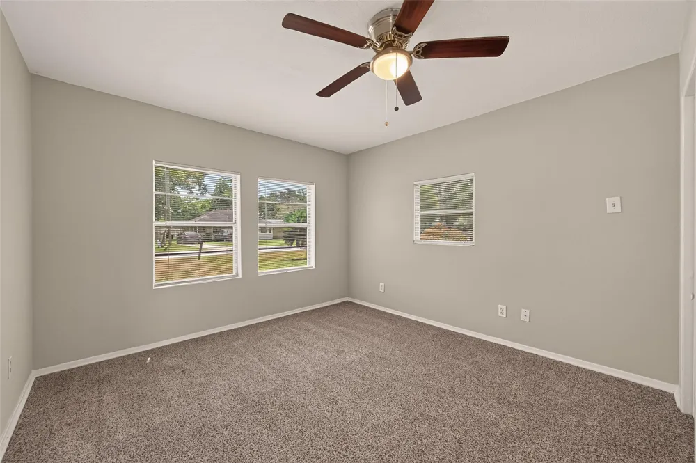 2422 Florence Street La Marque, TX 77568