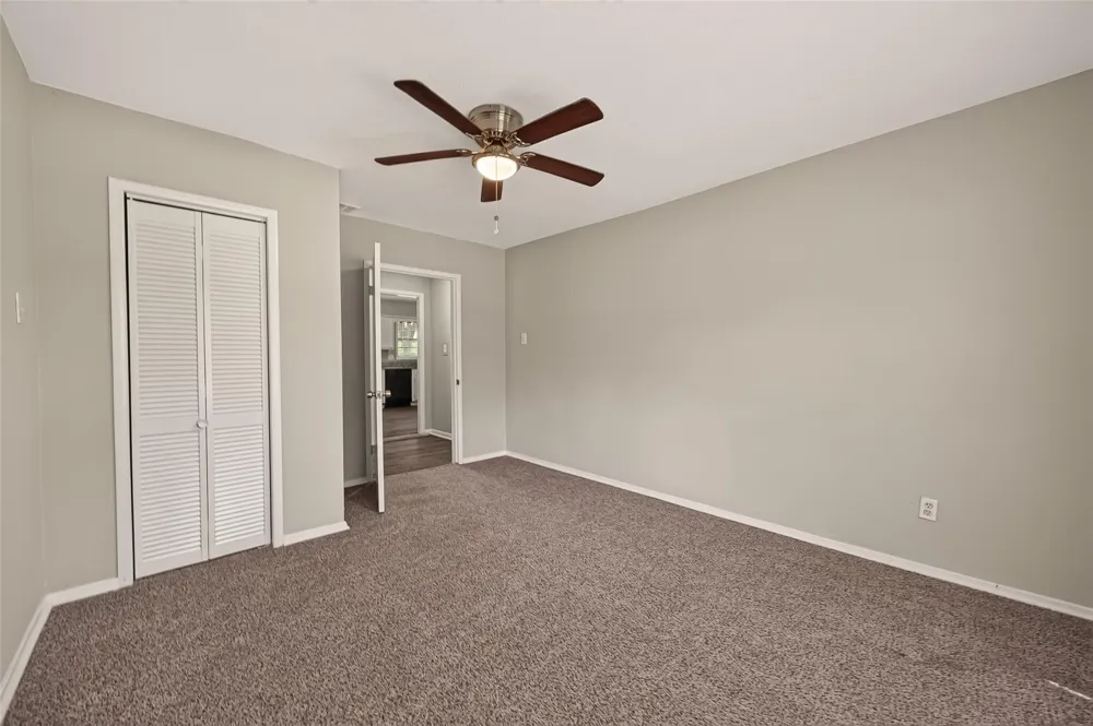 2422 Florence Street La Marque, TX 77568