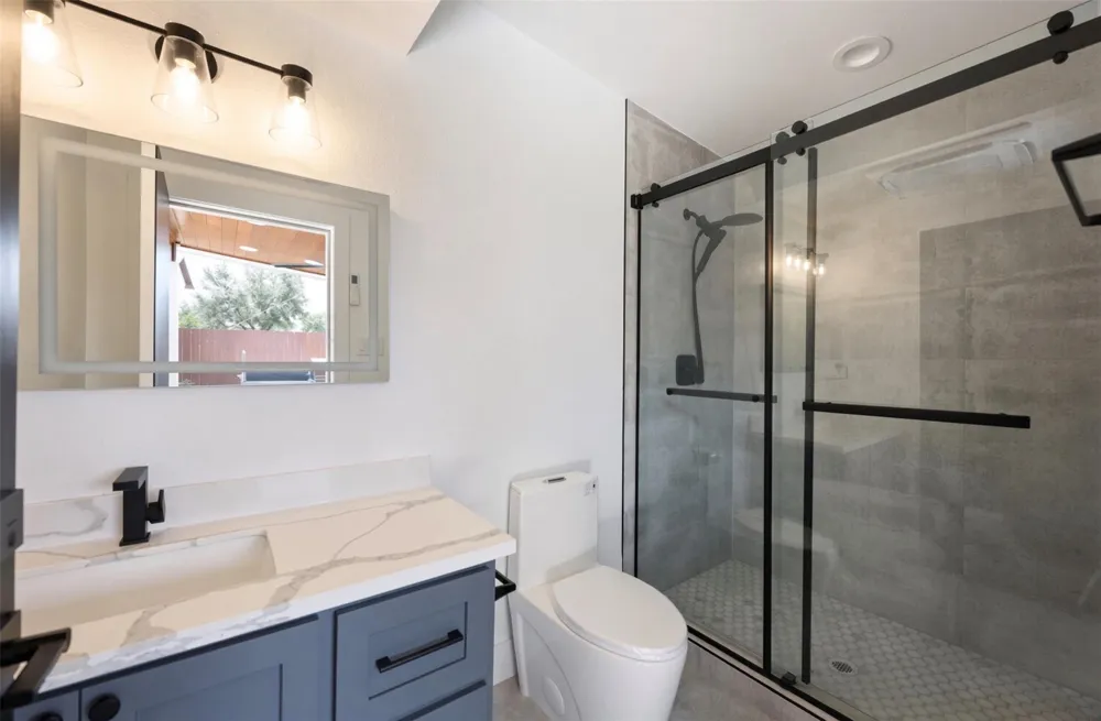 3957 Charleston Street Houston, TX 77021