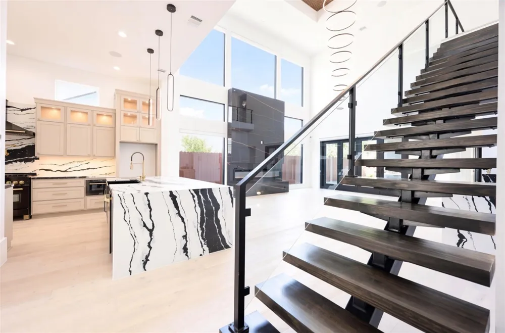3957 Charleston Street Houston, TX 77021