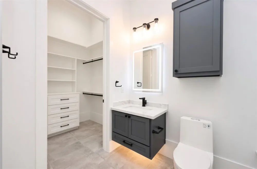 3957 Charleston Street Houston, TX 77021