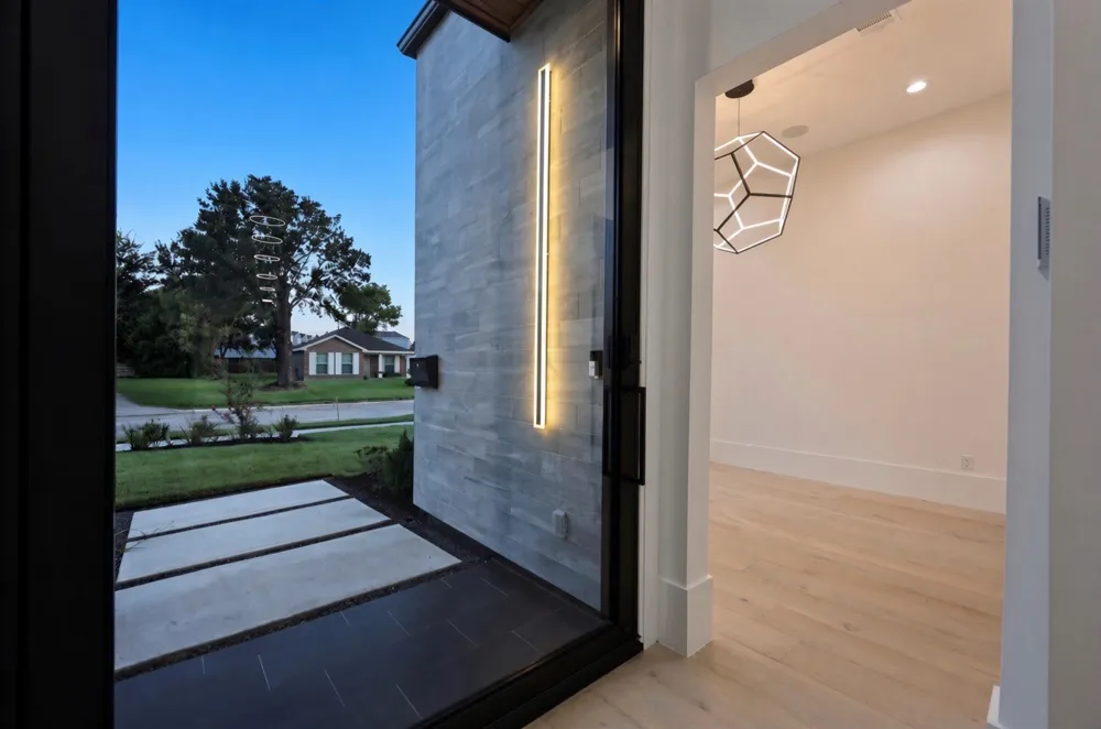 3957 Charleston Street Houston, TX 77021