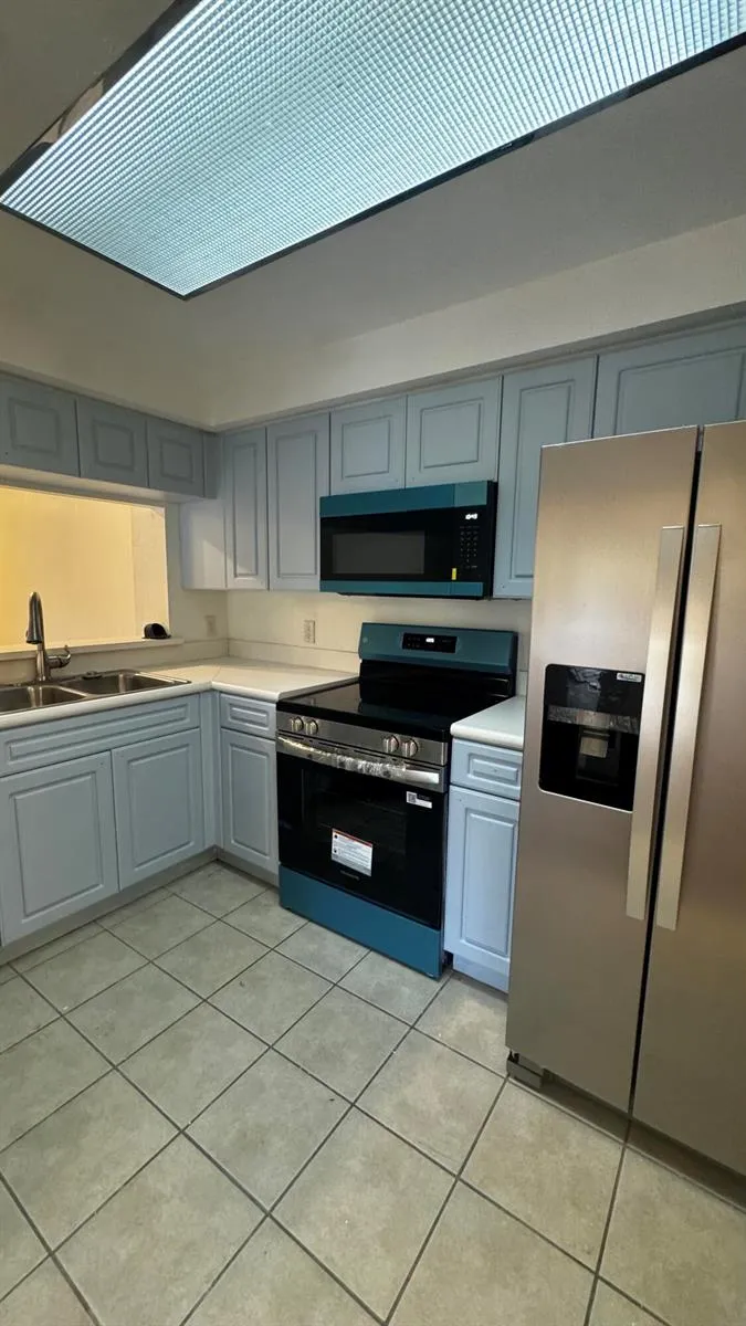 2725 Anzio Court #202 Palm Beach Gardens, FL 33410