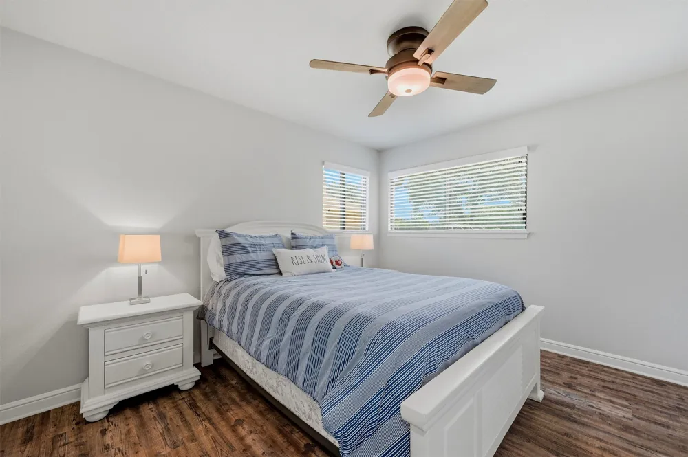 722 Kiowa Drive W Lake Kiowa, TX 76240