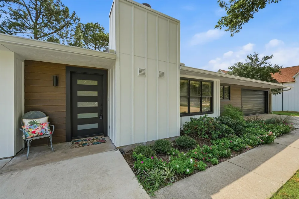 722 Kiowa Drive W Lake Kiowa, TX 76240