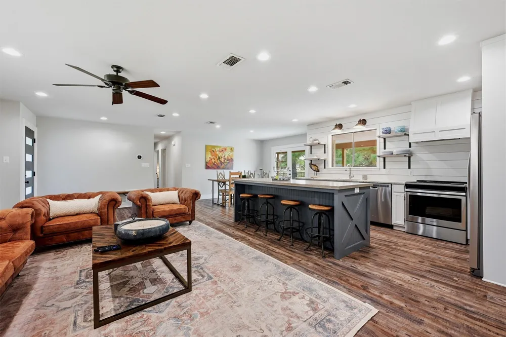 722 Kiowa Drive W Lake Kiowa, TX 76240
