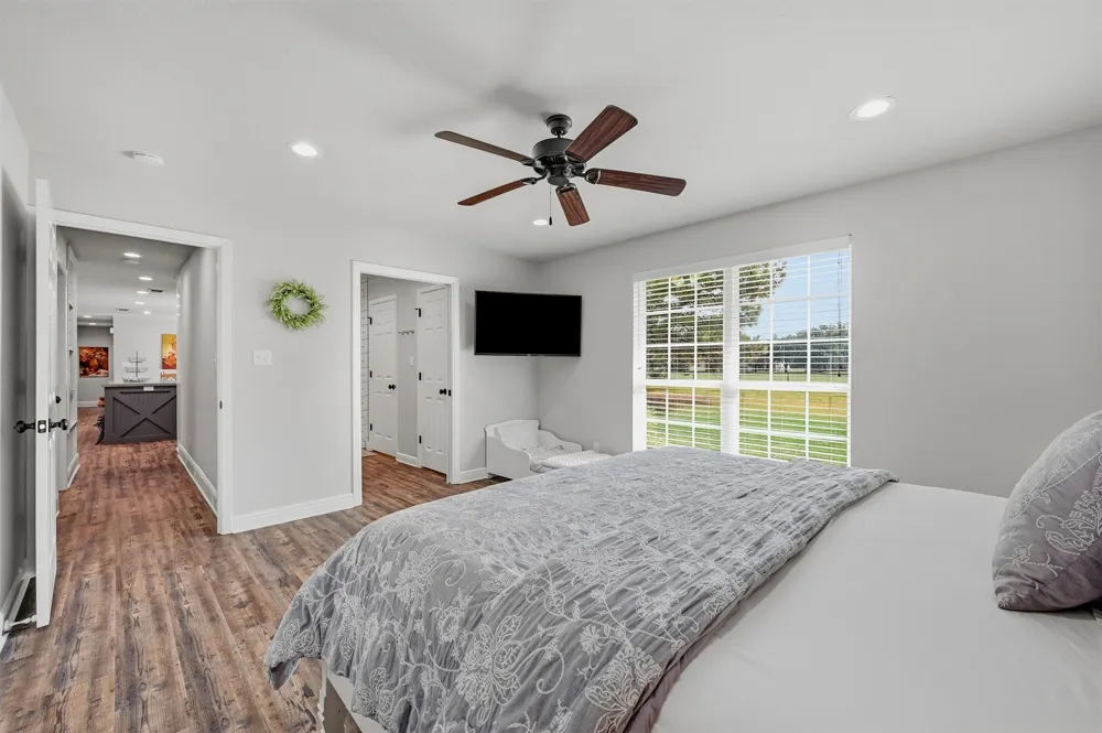 722 Kiowa Drive W Lake Kiowa, TX 76240