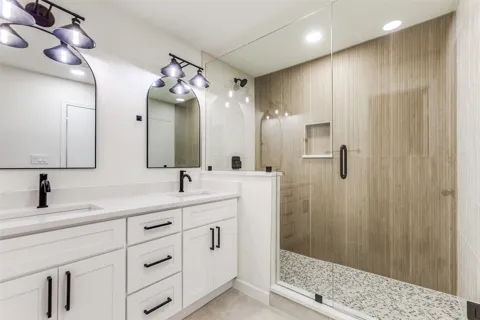 2822 Clear Springs Drive