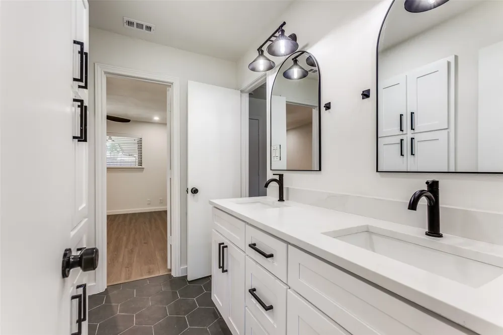 2822 Clear Springs Drive Plano, TX 75075