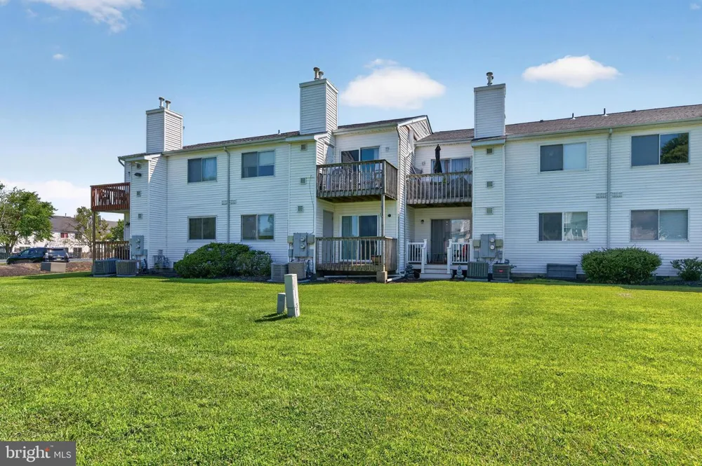 913 WOODCHIP ROAD Lumberton, NJ 08048