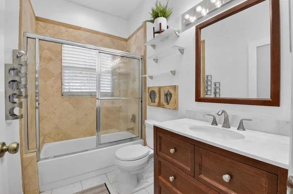 6694 NW 26th Way Boca Raton, FL 33496