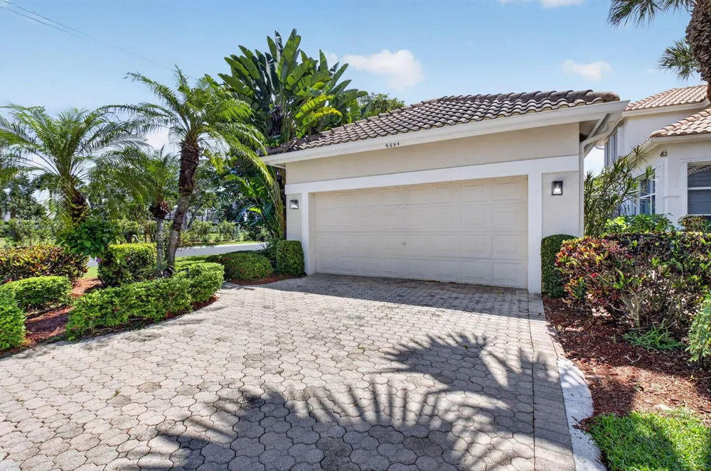 6694 NW 26th Way Boca Raton, FL 33496