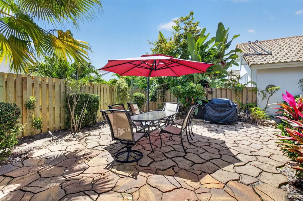 6694 NW 26th Way Boca Raton, FL 33496