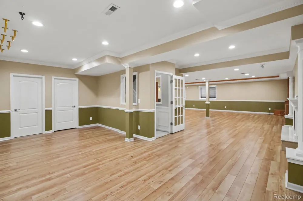 24555 THATCHER DRIVE Novi City, MI 48375