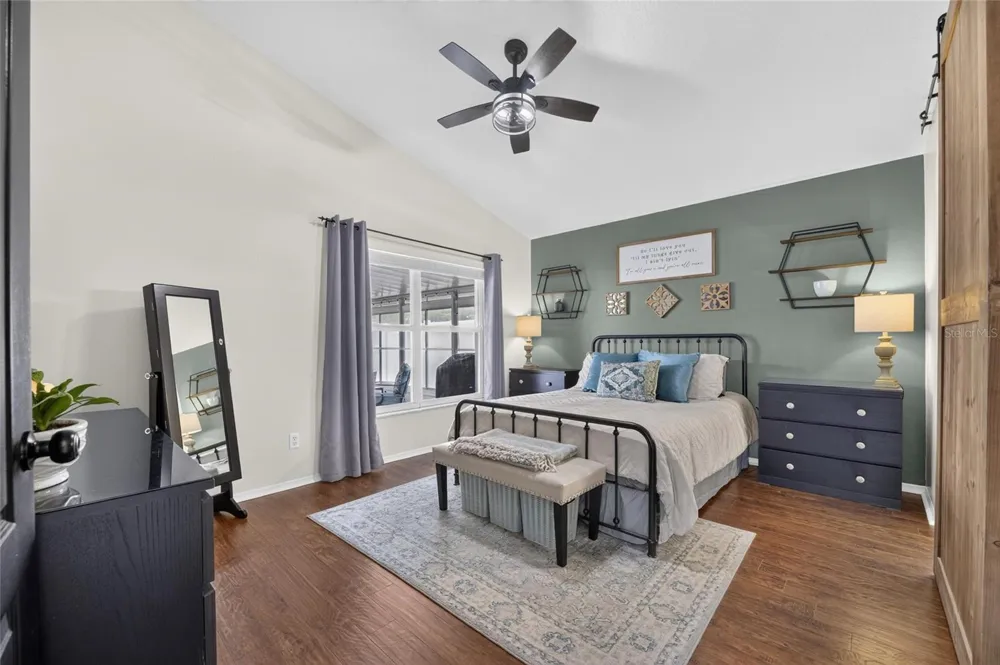 7629 DEVONBRIDGE GARDEN WAY Apollo Beach, FL 33572
