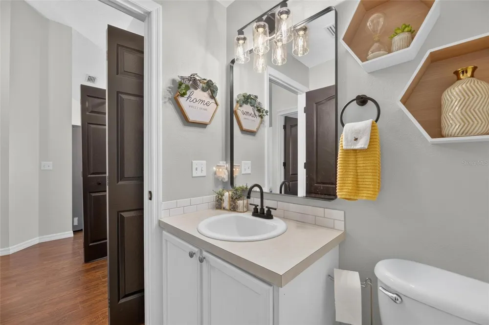7629 DEVONBRIDGE GARDEN WAY Apollo Beach, FL 33572