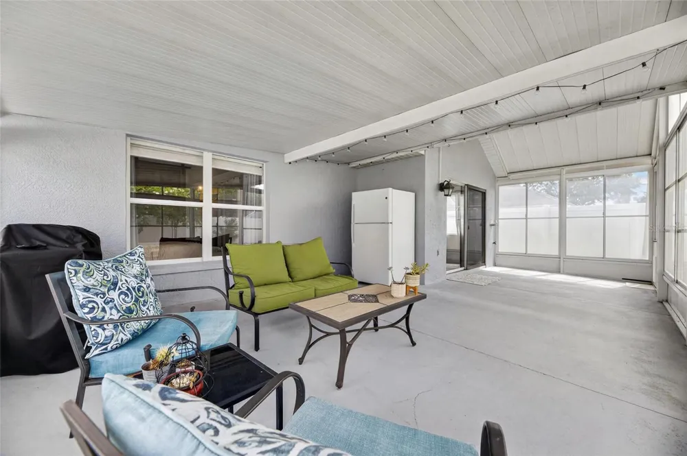 7629 DEVONBRIDGE GARDEN WAY Apollo Beach, FL 33572