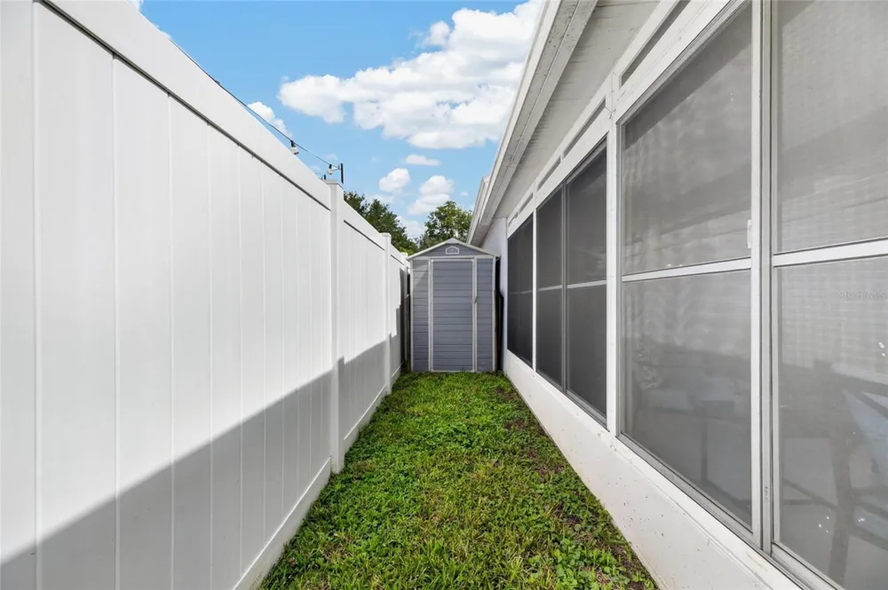 7629 DEVONBRIDGE GARDEN WAY Apollo Beach, FL 33572